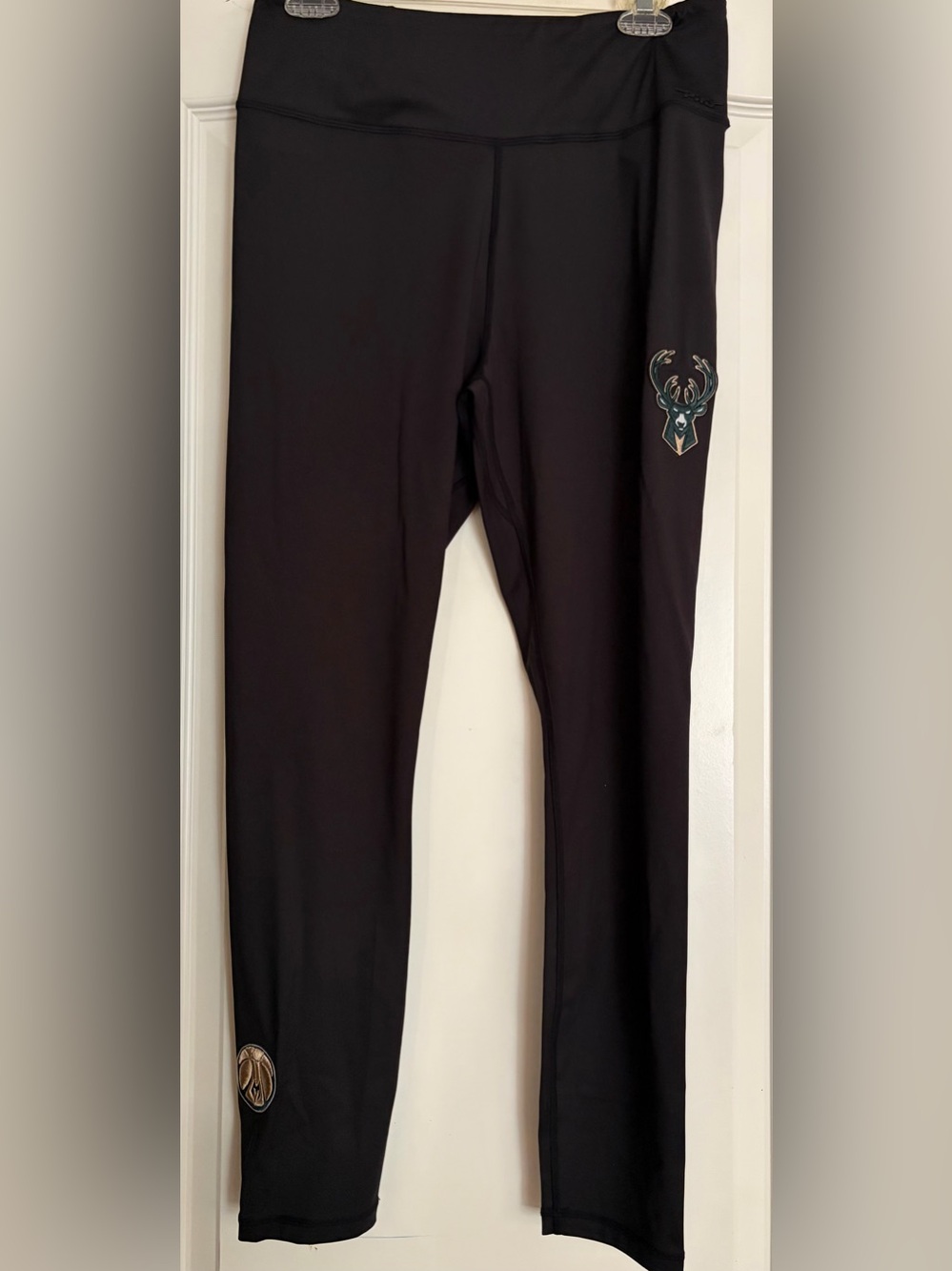 WOMENS PROSTANDARD “MILWAUKEE BUCKS“ LEGGINGS